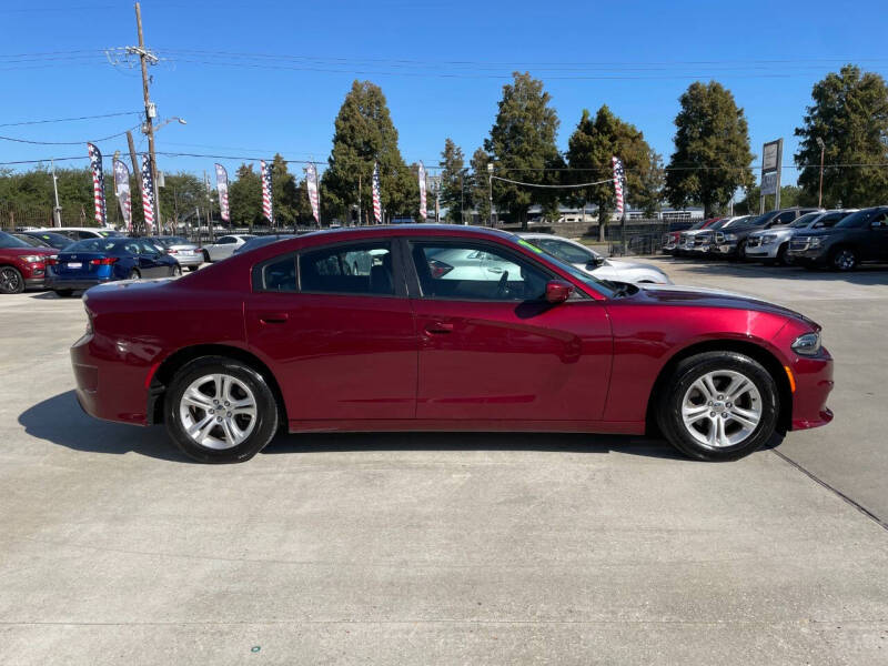 2021 Dodge Charger SXT photo 4