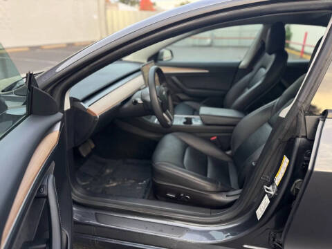 2021 Tesla Model 3 Standard Range Plus