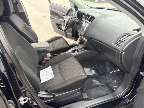 2022 Mitsubishi Outlander Sport ES