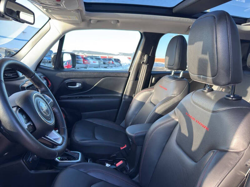 2023 Jeep Renegade Trailhawk