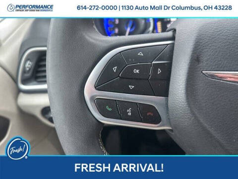 2024 Chrysler Voyager LX