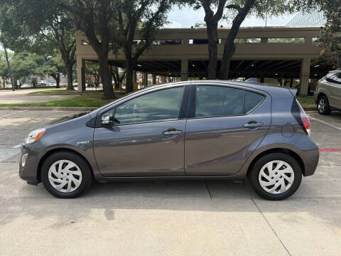 2015 Toyota Prius c One