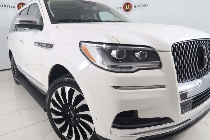2023 Lincoln Navigator Black Label