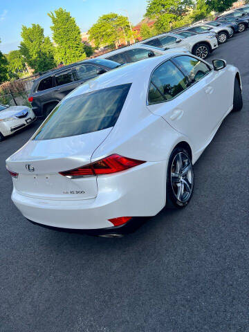 2017 Lexus IS 300