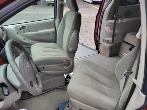 2007 Chrysler WHEELCHAIR VAN