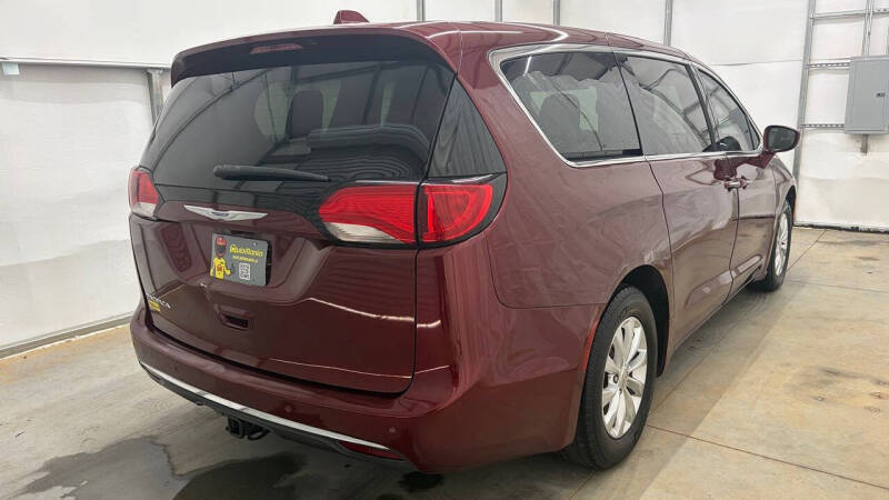 2018 Chrysler Pacifica Touring Plus