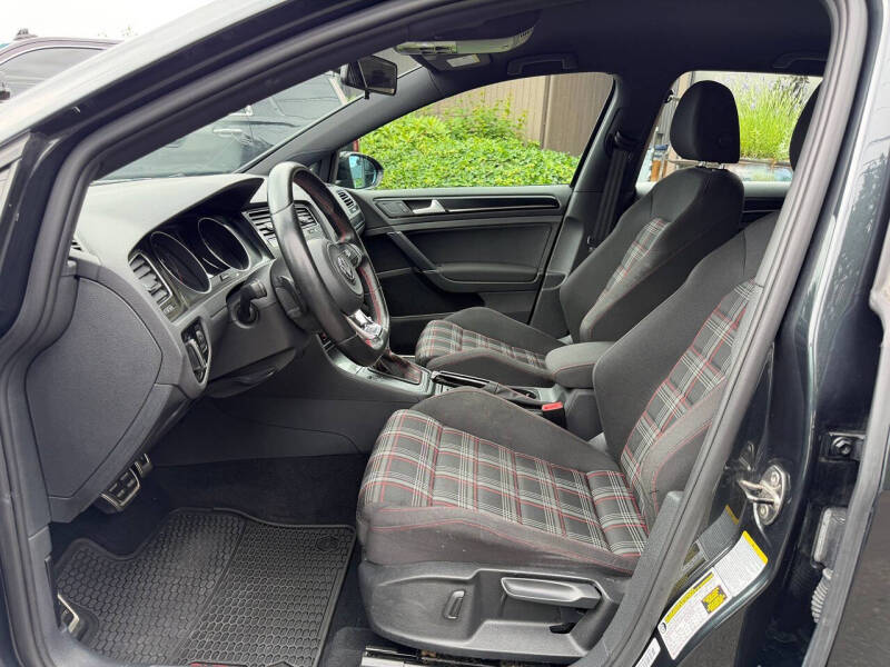 2015 Volkswagen Golf GTI S