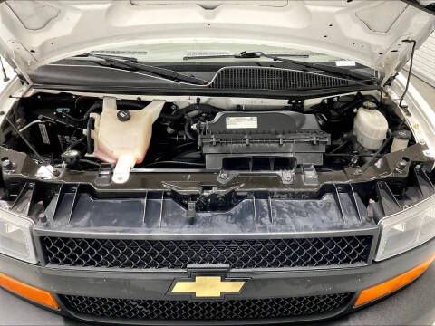 2021 Chevrolet Express 2500