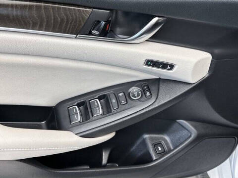 2022 Honda Accord Hybrid Touring