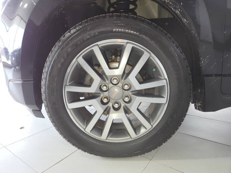 2013 GMC Acadia Denali