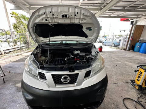 2017 Nissan NV200
