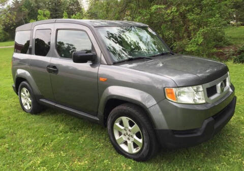 2009 Honda Element for sale at BORGES AUTO CENTER, INC. in Taunton MA