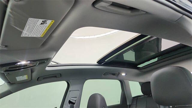 2025 Audi Q6 e-tron quattro Premium