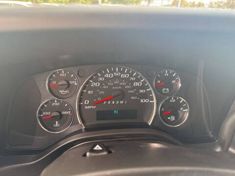 2025 Chevrolet Express 2500