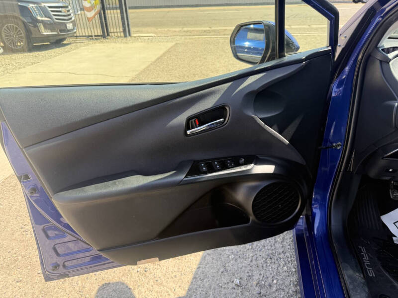 2016 Toyota Prius Two