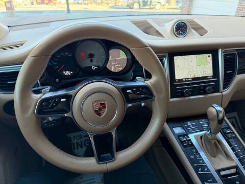 2015 Porsche Macan S