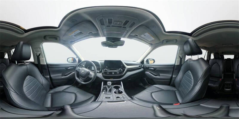 2023 Toyota Highlander Hybrid XLE