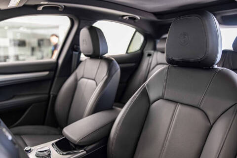 2025 Alfa Romeo Stelvio