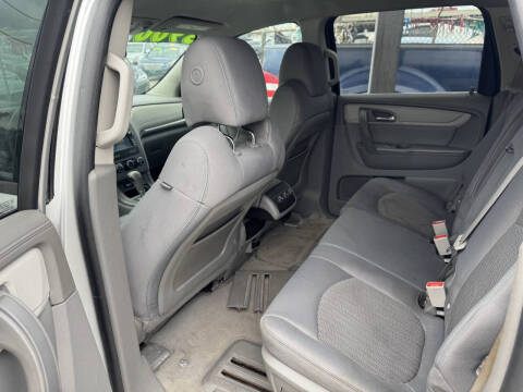 2014 Chevrolet Traverse LS