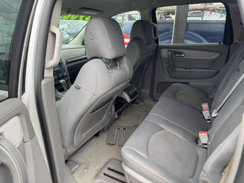 2014 Chevrolet Traverse LS