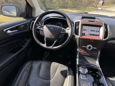 2020 Ford Edge Titanium