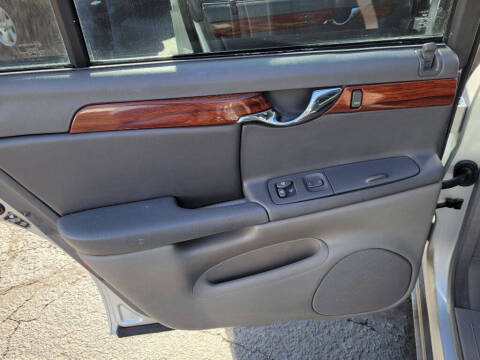 2001 Cadillac DeVille