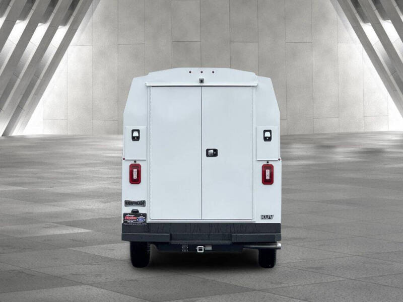 2025 Ford E-Series