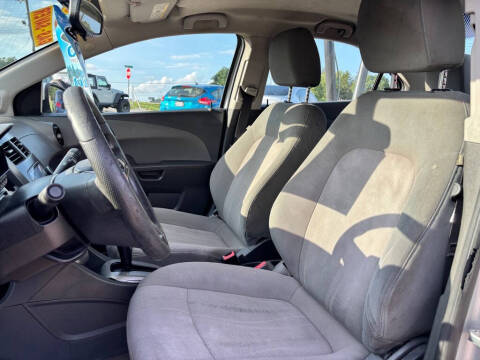 2015 Chevrolet Sonic LT Auto