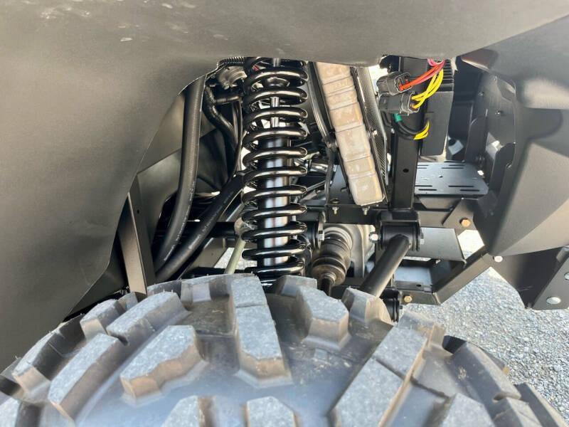 2023 Intimidator GC1k Crew