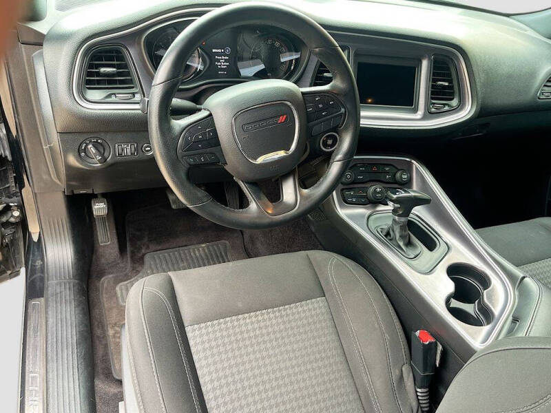 2018 Dodge Challenger SXT