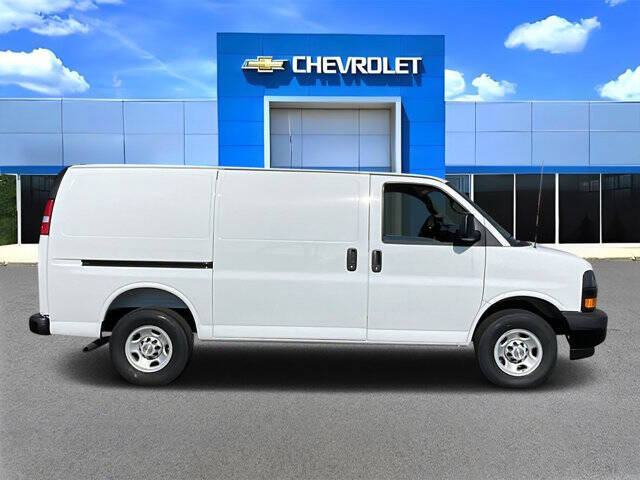 2026 Chevrolet Express 2500