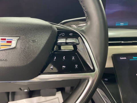 2025 Cadillac Escalade Sport