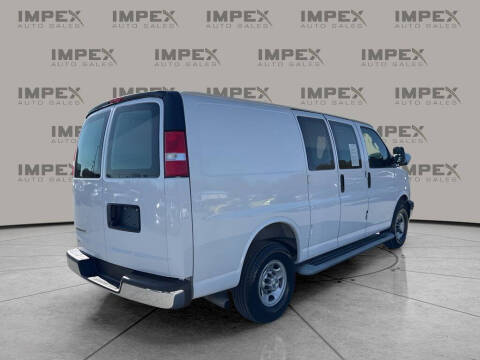2023 Chevrolet Express 2500