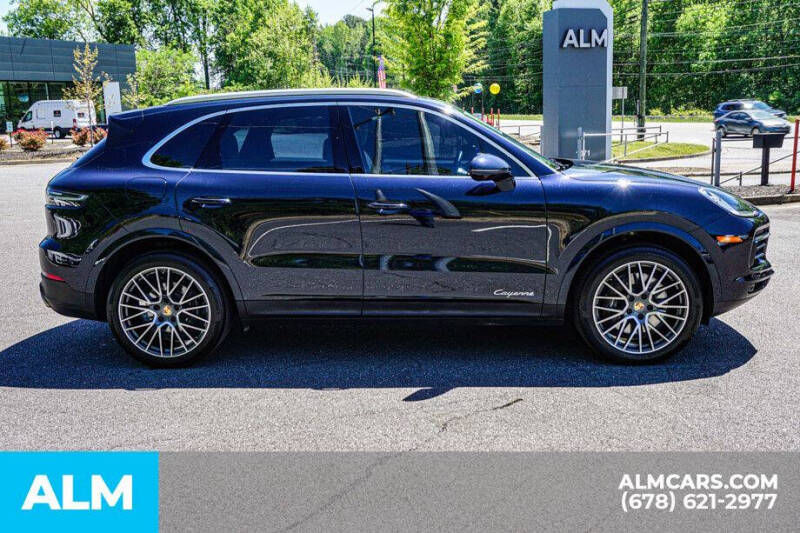 2023 Porsche Cayenne