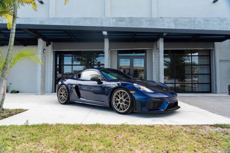 2023 Porsche 718 Cayman GT4 RS