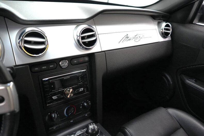 2008 Ford Mustang