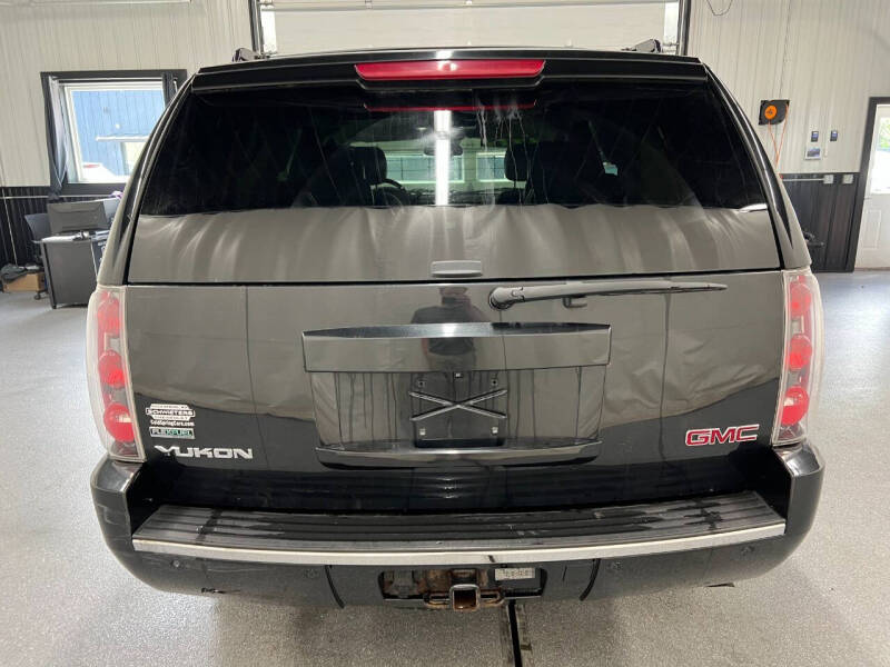 2011 GMC Yukon Denali