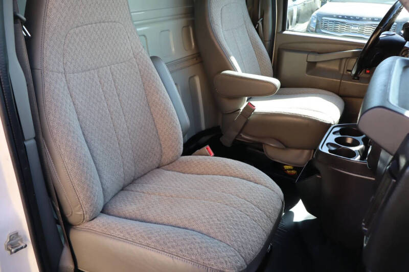 2016 Chevrolet Express 2500
