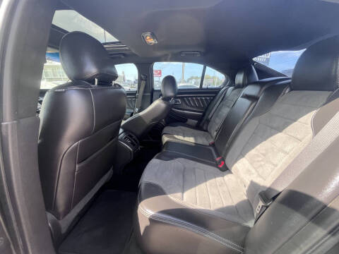 2018 Ford Taurus SHO