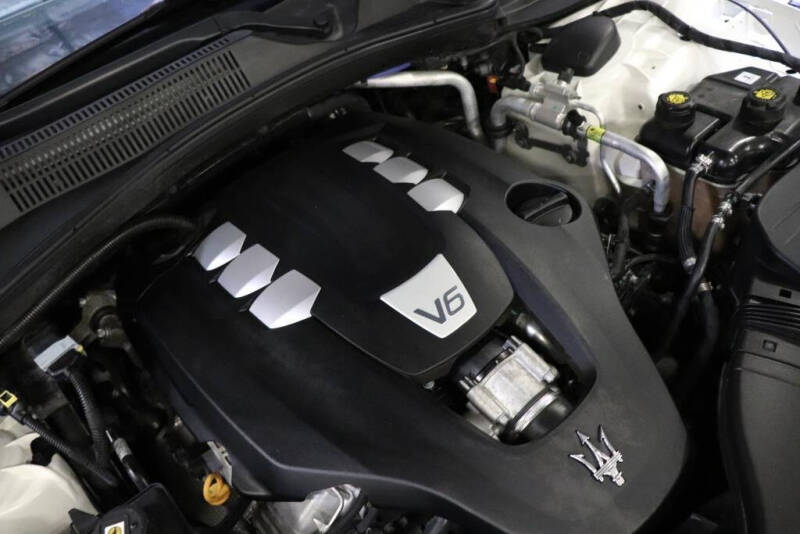 2016 Maserati Ghibli