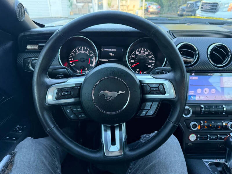 2015 Ford Mustang V6