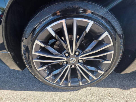 2017 Nissan Maxima Platinum