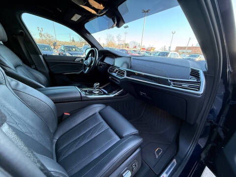 2022 BMW X7 xDrive40i