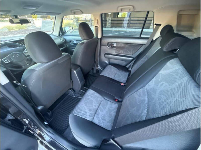 2015 Scion xB