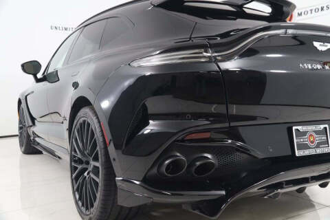 2023 Aston Martin DBX 707