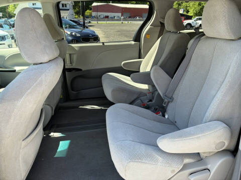 2011 Toyota Sienna