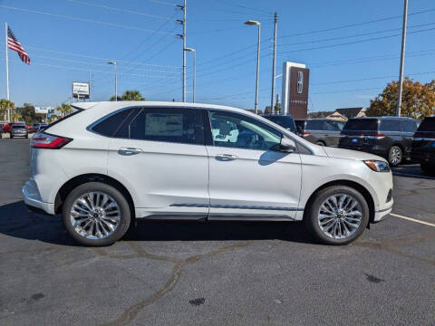 2024 Ford Edge Titanium