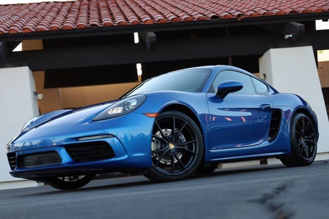 2017 Porsche 718 Cayman