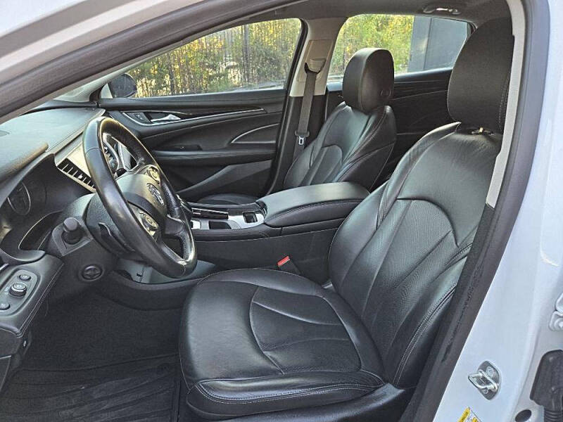 2017 Buick LaCrosse Essence