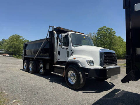 2017 Freightliner 114 SD